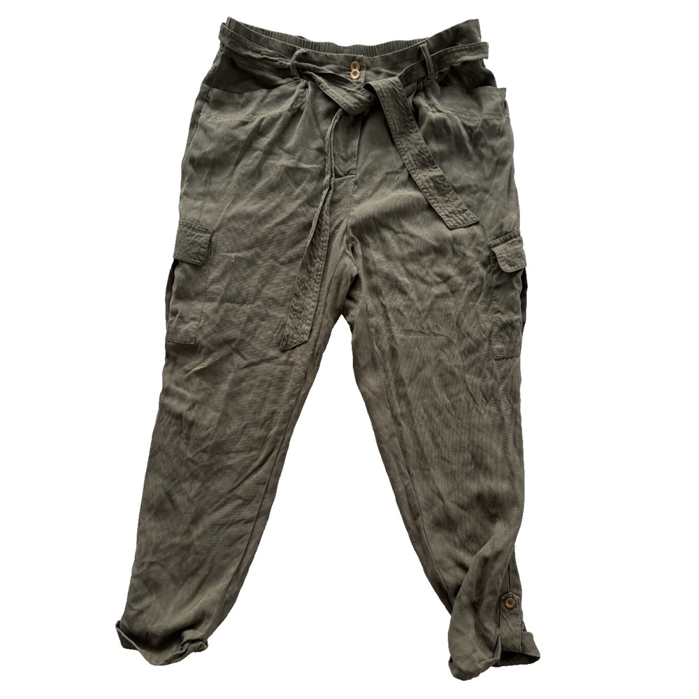 Chico’s Women’s Size 1 Cargo Pants With Roll Tabs Lightweight Olive
